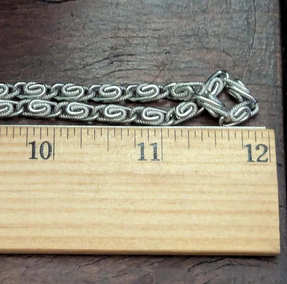 ⛓️ Silvertone Light Scroll Link Chain Necklace 12
